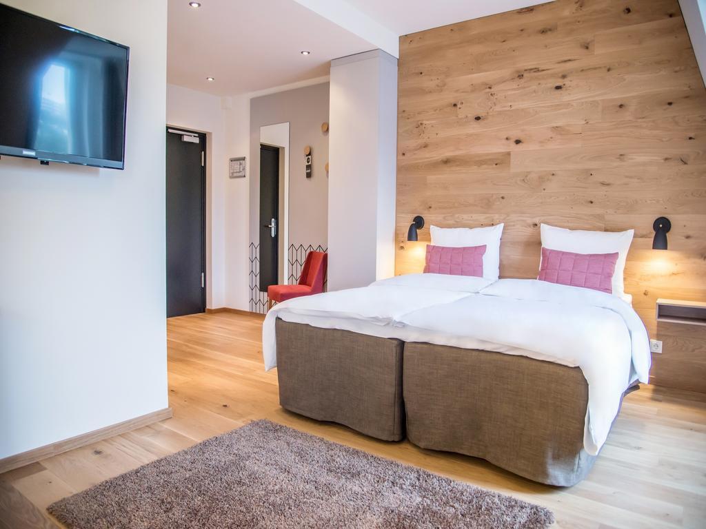 Hotel Alte Post فلنسبورغ الغرفة الصورة